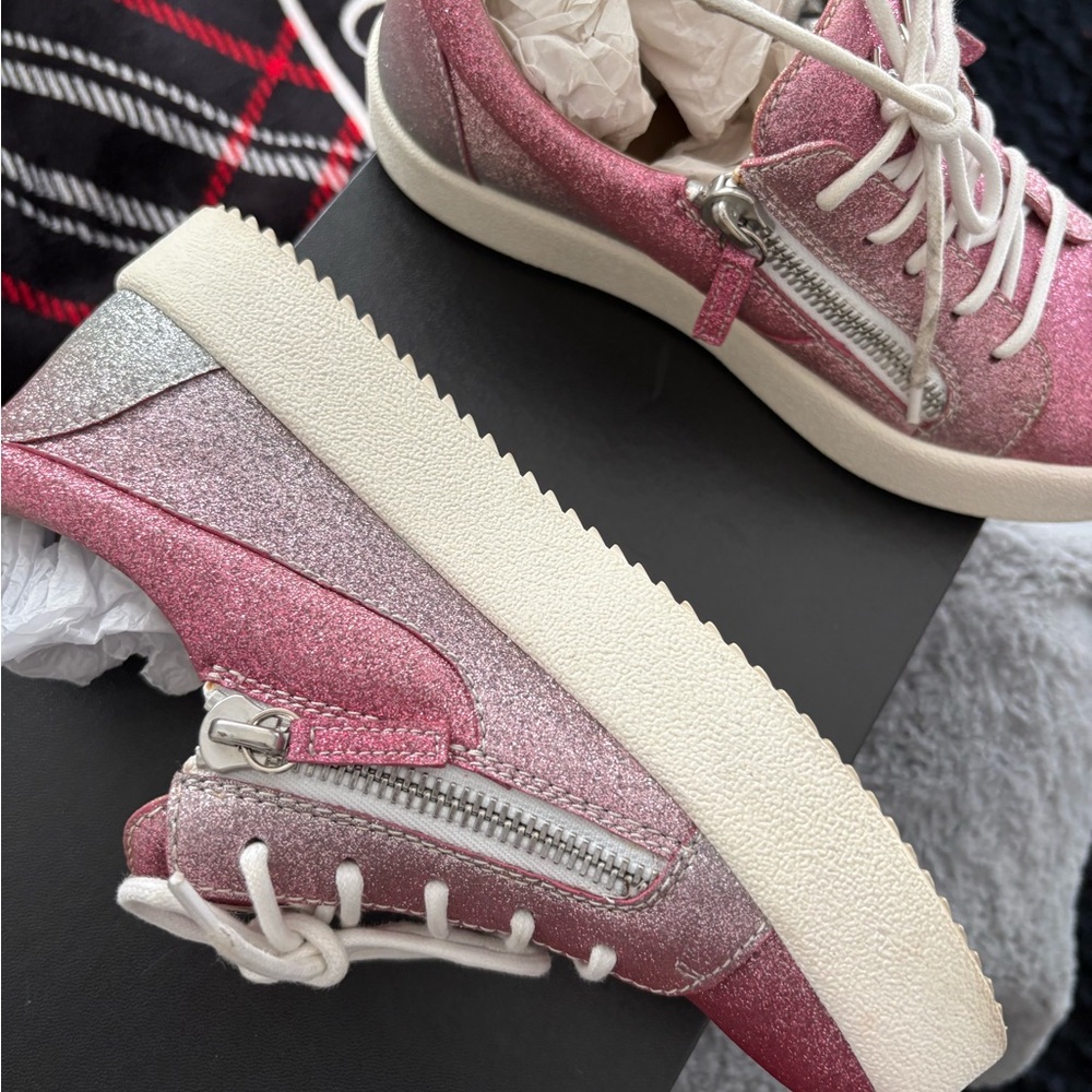Giuseppe Zanotti Pink and Silver Glitter Low-Top Sneakers